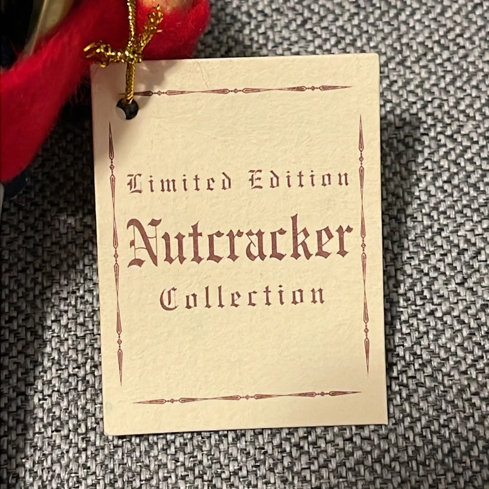 2008 Limited Edition Nutcrackers Collection - Picture 6 of 8